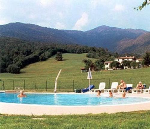 Hotel Colomber Gardone Riviera Exteriör bild